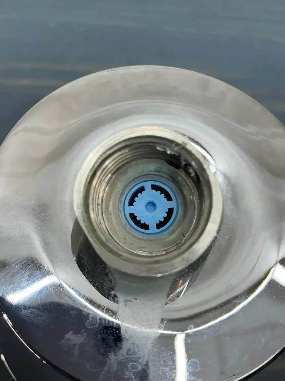 Jolie filtered showerhead